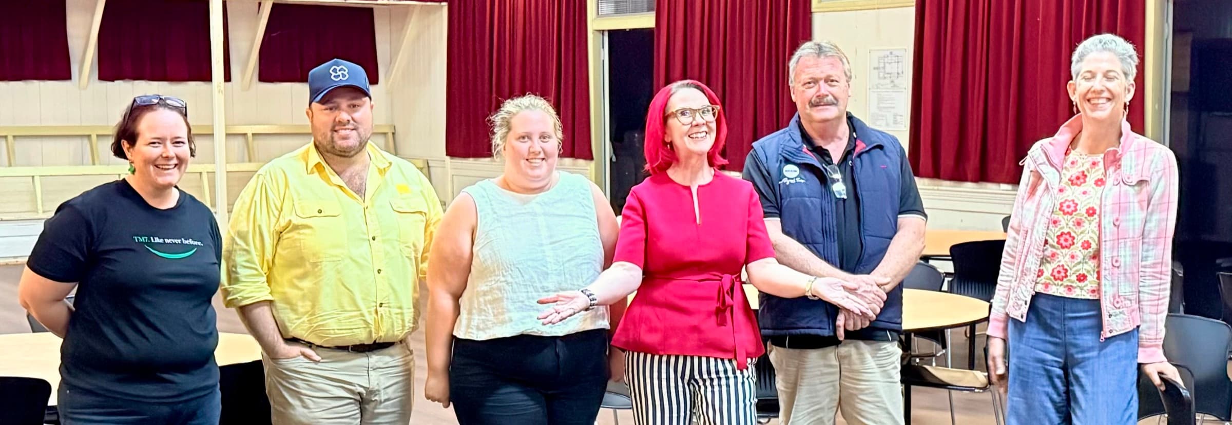 Tracy Sheen with AI Made Simple workshop participants at Barcaldine Town Hall